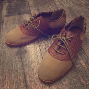 Women’s Bass saddle shoes